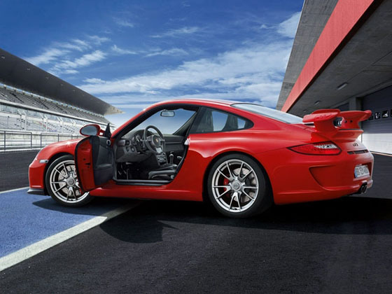 Porsche 911 na torze